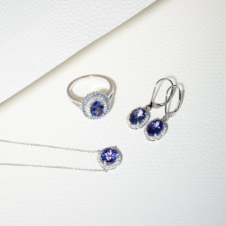 Náušnice s tanzanitmi a diamantmi Caty 129825