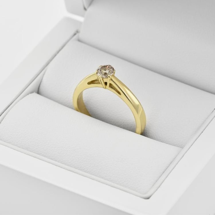 Zásnubný prsteň s diamantom 34983