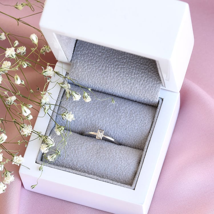 Minimalistický prsteň so zafírom zo zlata 78261