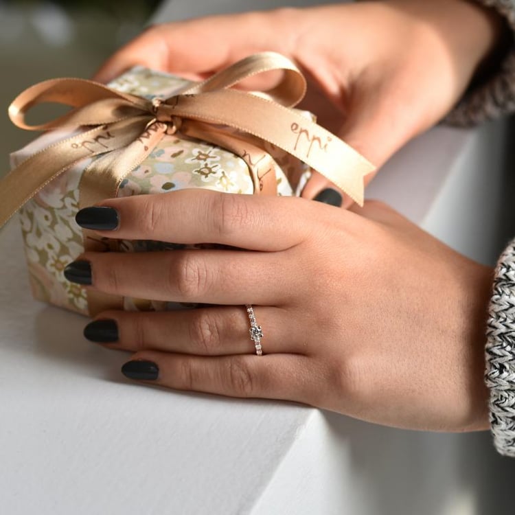 Prsteň z ružového zlata 46168