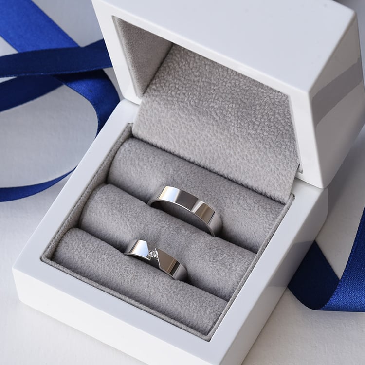 zlaté elegantné snubné prstene 77182