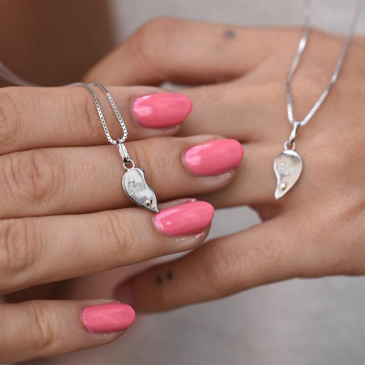 Strieborný prívesok v tvare srdce best friend 48276