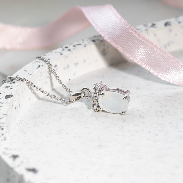 Strieborný prívesok s mesačným kameňom a topásmi Kiona 123812