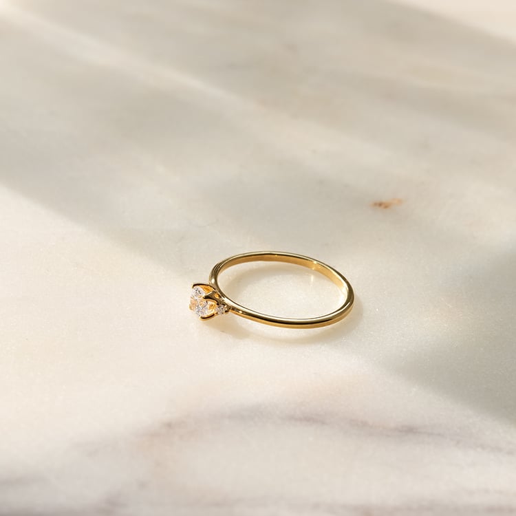 Zásnubný prsteň s lab-grown diamantmi Hye 137340