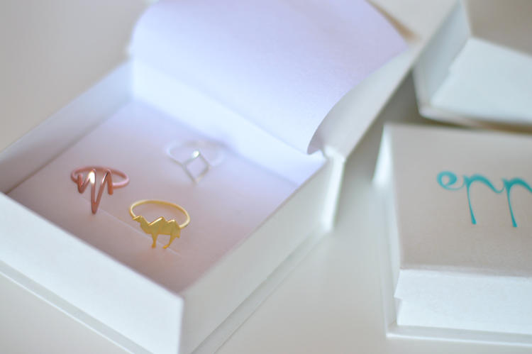 Prsteň s ťavou 9887