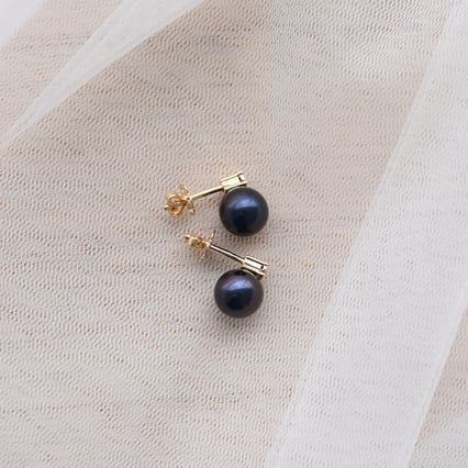 Náušnice s diamantmi a čiernymi perlami Princessy