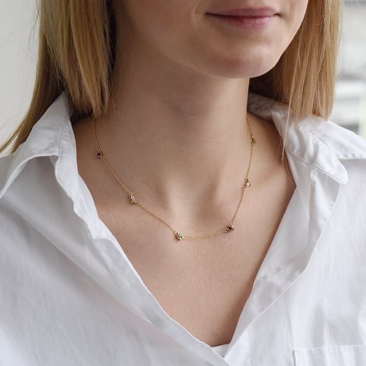 Náhrdelník s farebnými drahokamami 91318