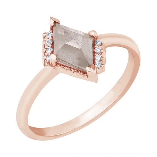 Prsteň lozenge so salt and pepper diamantom a lab-grown diamantmi Dalton