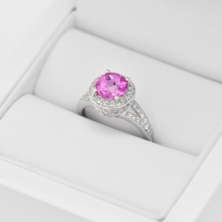 Prsteň so zafírom 20429