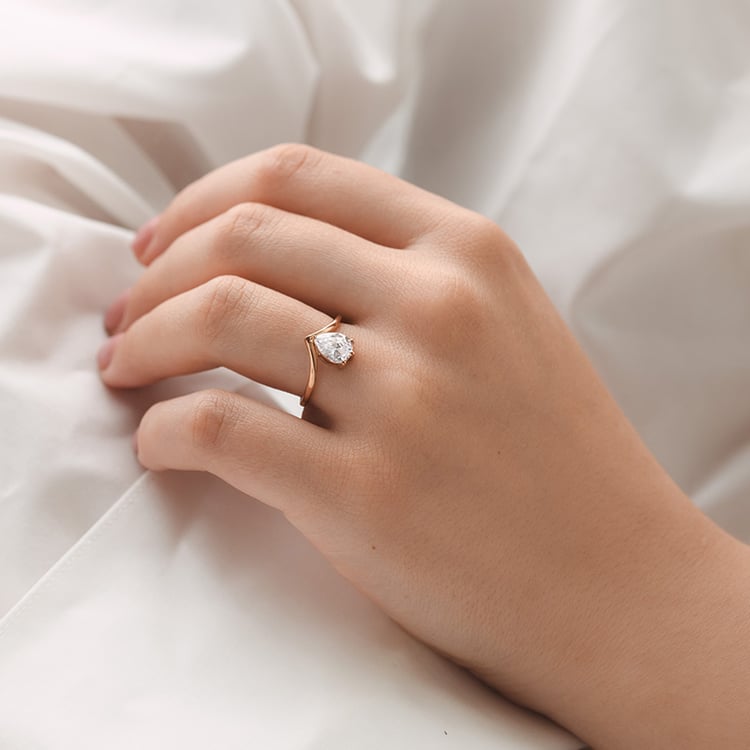 Výnimočný zásnubný prsteň 154874