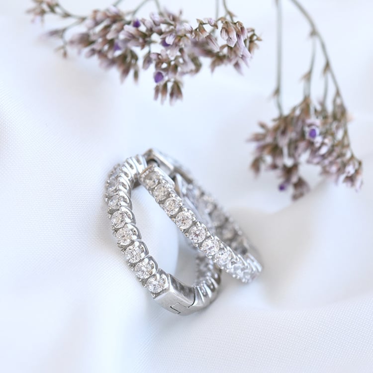 Strieborné kruhové náušnice so zirkónmi 80677