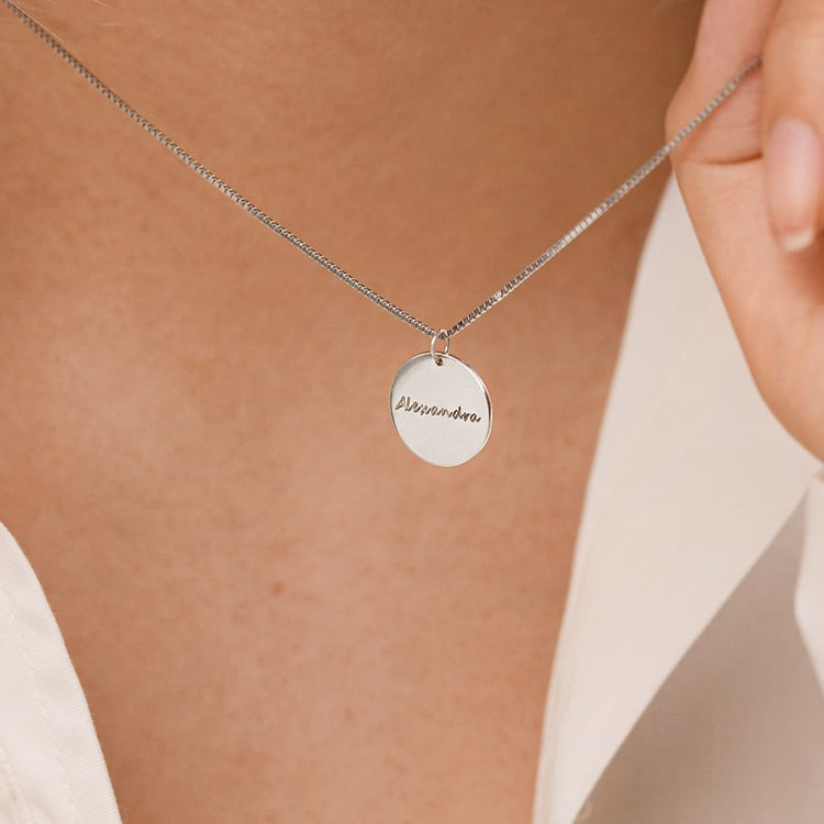 Strieborný prívesok s obojstranným gravírom Jannym 156753