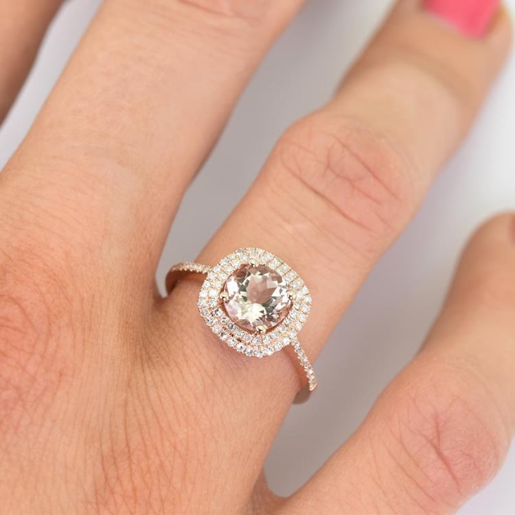 Zlatý zásnubný prsteň 11860