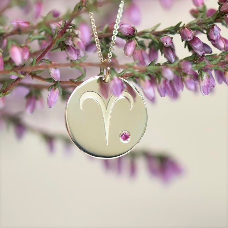 Prívesok zo zlata s gravírom 106431