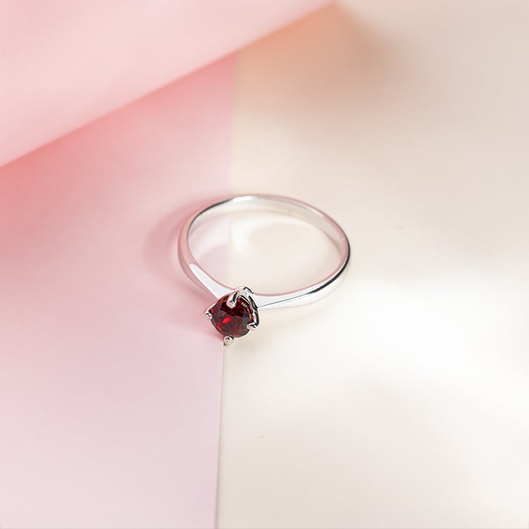 Zásnubný prsteň s granátom Maya 150143