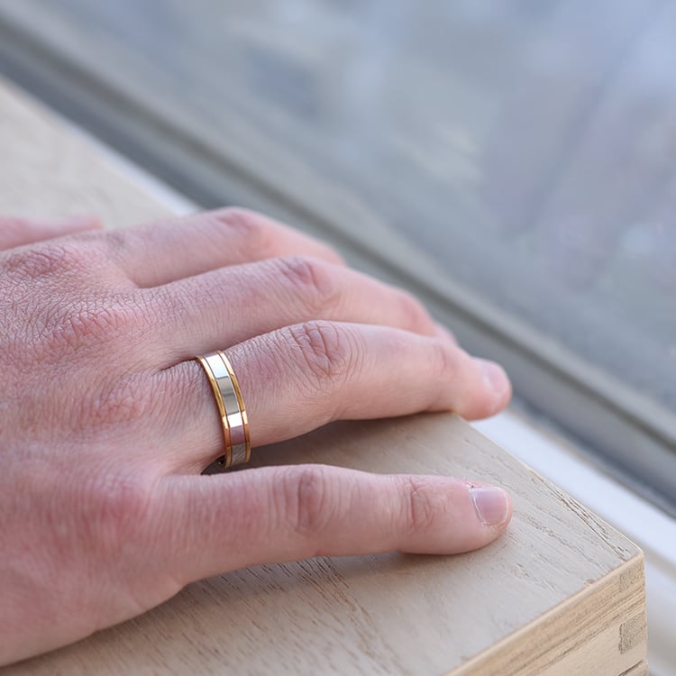 Pánsky snubný prsteň 64277