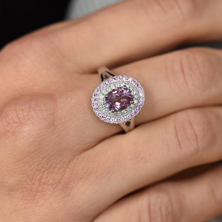 Zlatý prsteň s drahokamami 25369