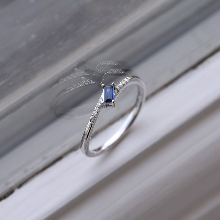 Zafírový prsteň z bieleho zlata 84811