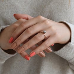 Zlatý prsteň s nebrúseným diamantom Rajani