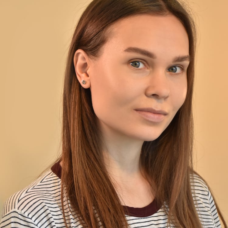 Bezel náušnice so záhnedou Sontre 105581