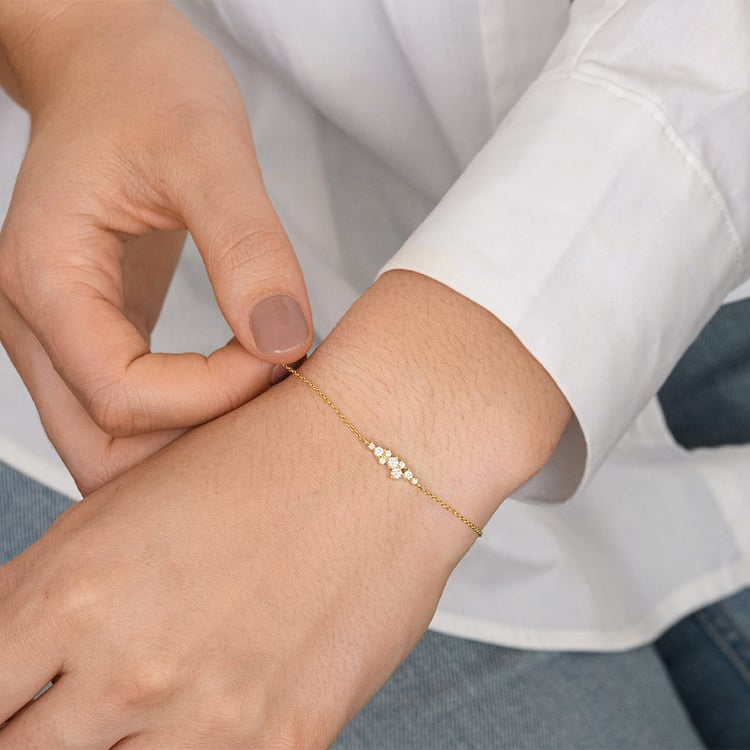 Minimalistický cluster náramok s lab-grown diamantmi Kianna 160720