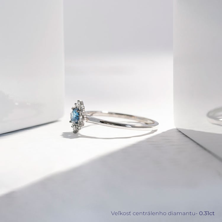 Zásnubný prsteň s certifikovaným fancy blue lab-grown diamantom Kascha 114146