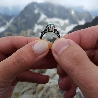 Zásnubný prsteň s turmalínom