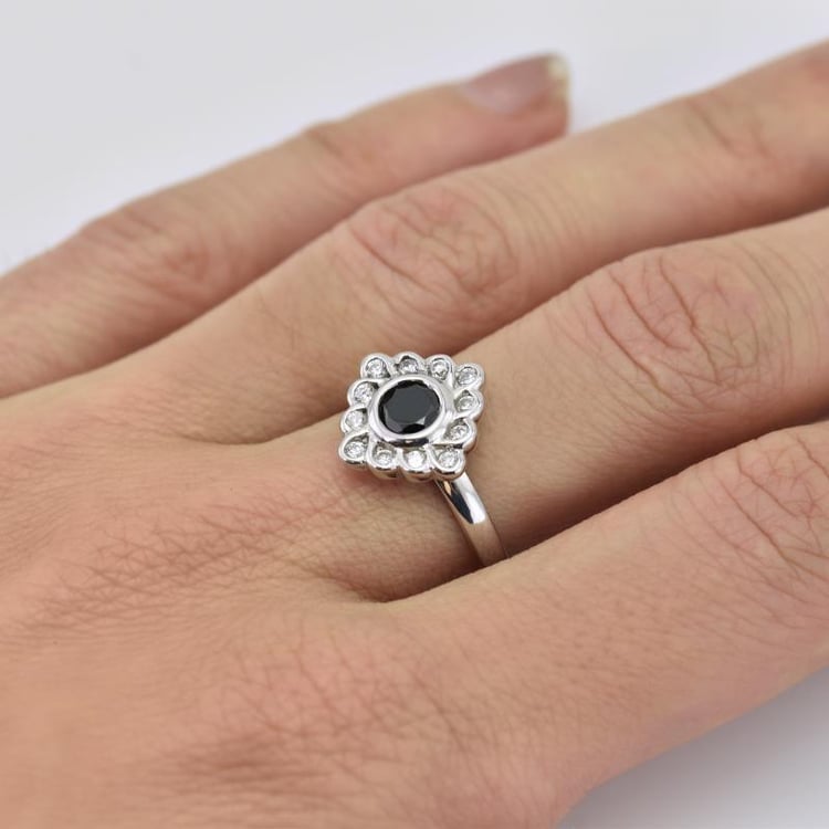 Zlatý zásnubný prsteň 17410