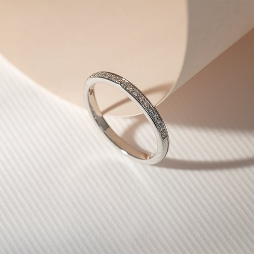 Eternity prsteň s 1.25mm moissanitmi Neville