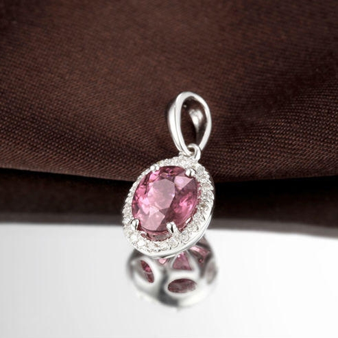 Diamantový prívesok s turmalínom 2140
