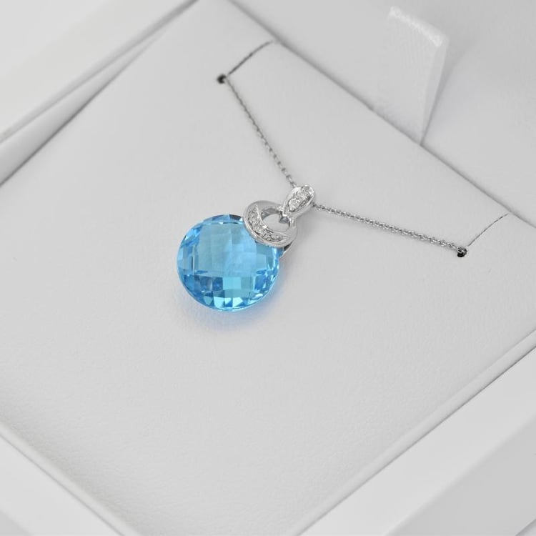 Topásový prívesok 29548