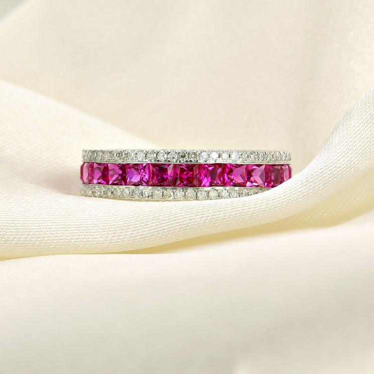 Zlatý eternity prsteň 5051