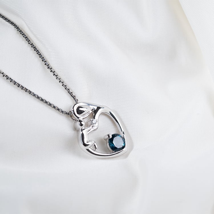 Prívesok matka a dieťa s londýnskym topásom a diamantom Heli 131148