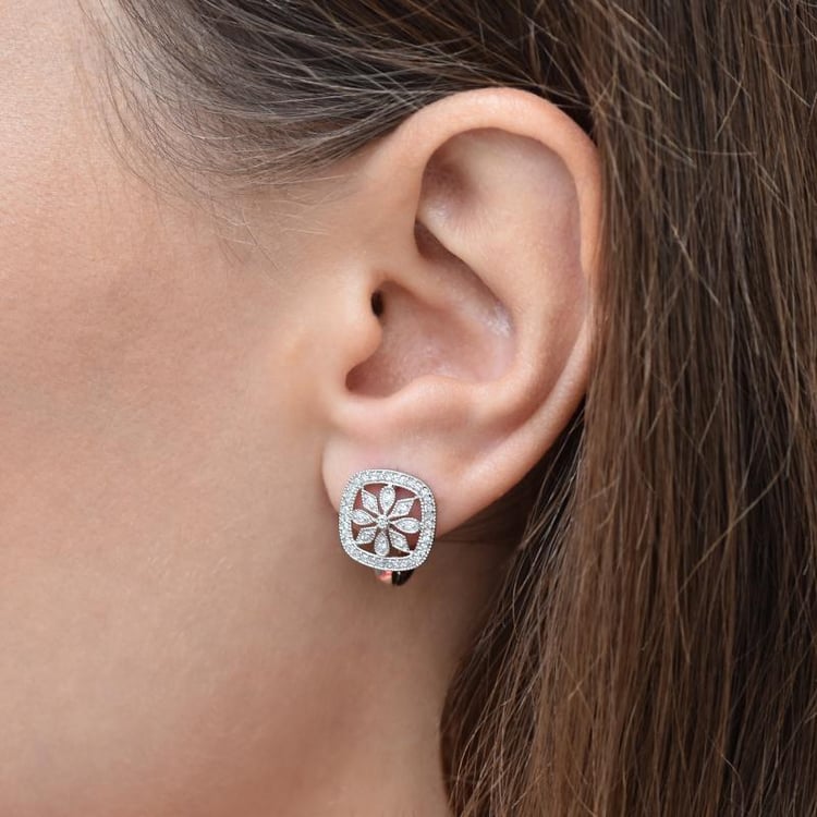 Zlaté diamantové náušnice kvety 44904