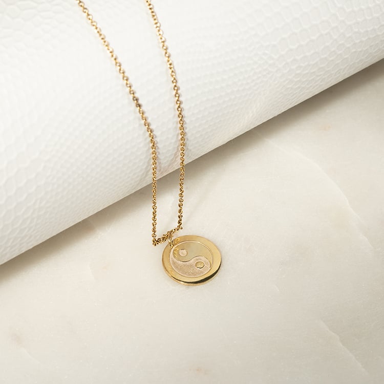 Strieborný joga prívesok so symbolom Jin Jang 133955