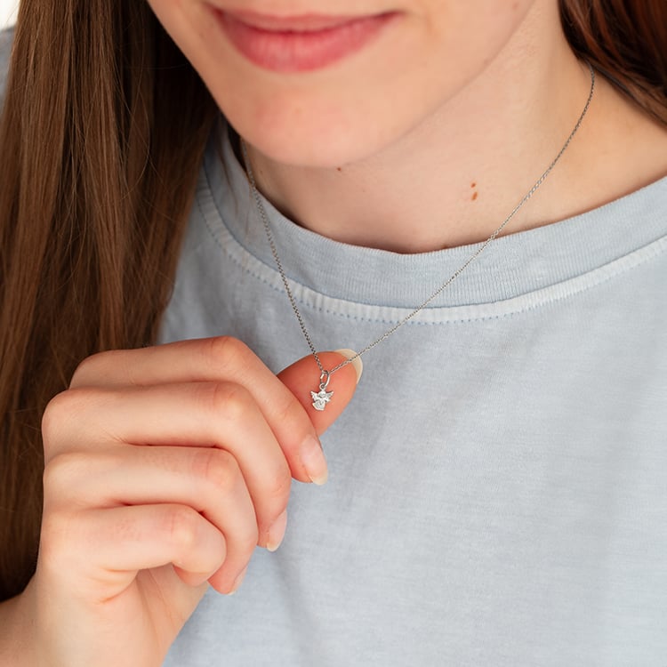 Strieborný prívesok s anjelom 140711