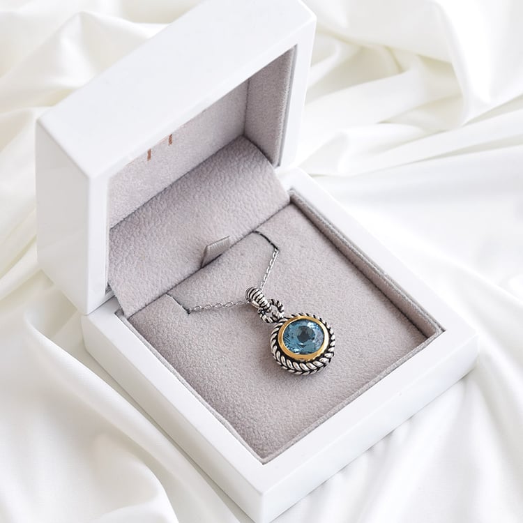 Strieborný náhrdelník s topásom 81796