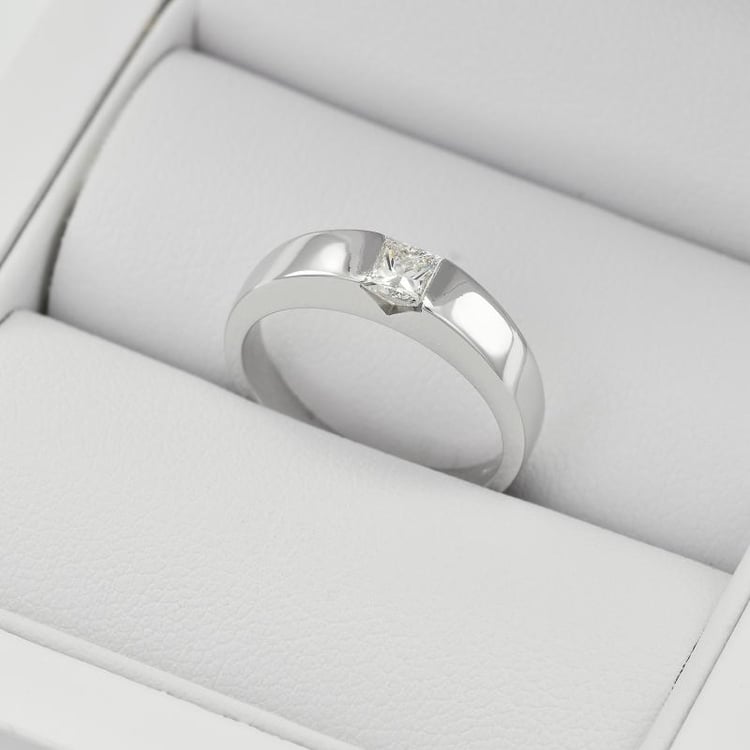 Prsteň s diamantom 25832