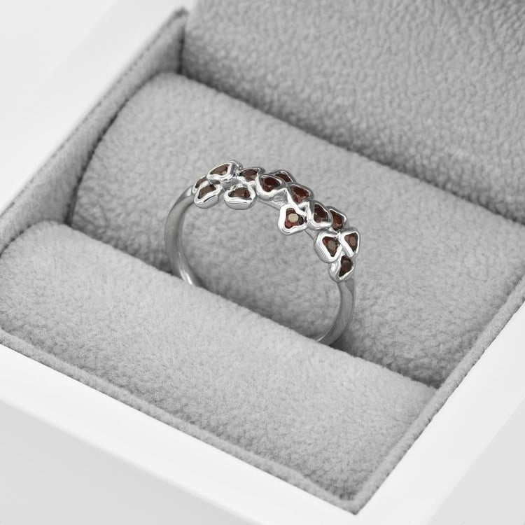 Prsteň s granátovými kvietkami zo zlata 44964