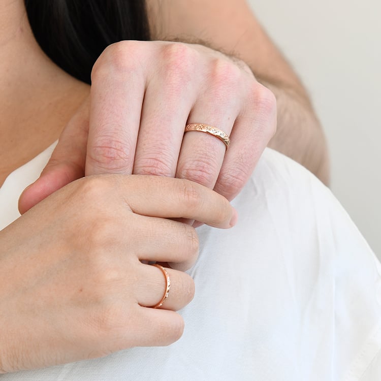 Svadobné obrúčky plné hviezd s diamantmi Burnet 121744