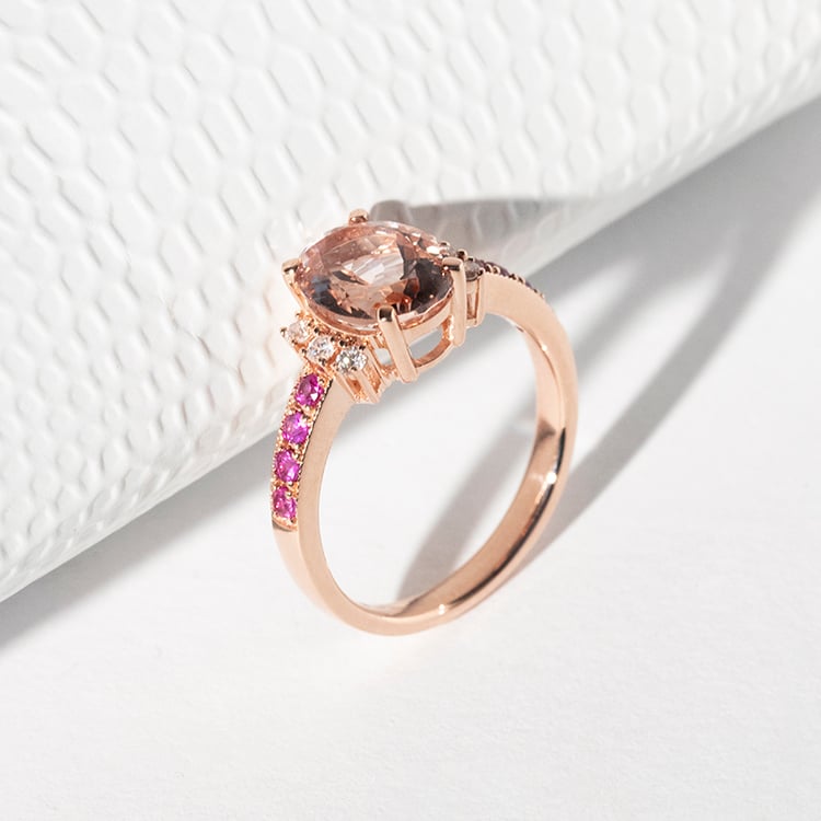 Morganitový zlatý prsteň so zafírmi a diamantmi Hanih 115622