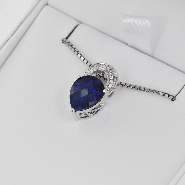 Zafírový náhrdelník 7350