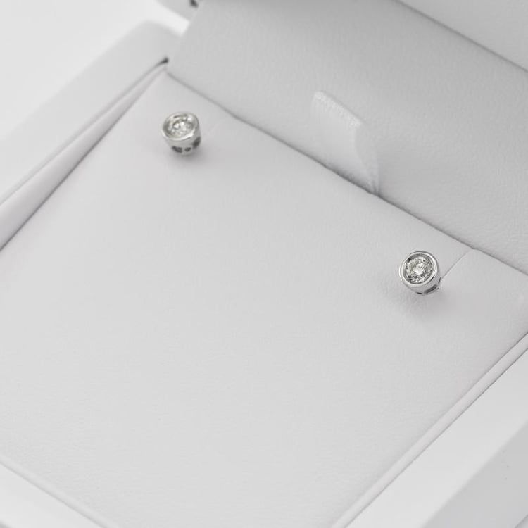 Náušnice s diamantmi 13393