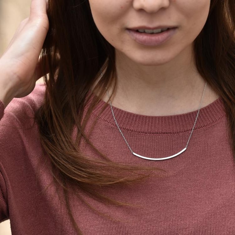 Strieborný náhrdelník so zaoblenou doštičkou 42360