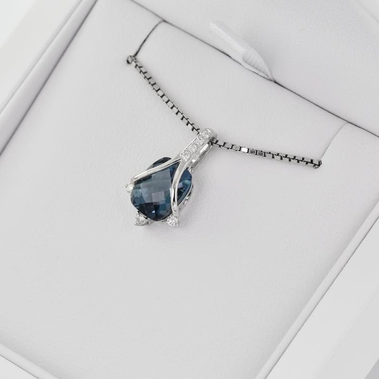 Topásový náhrdelník 28969