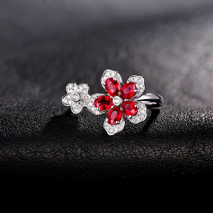 Prsteň s rubínmi 17134