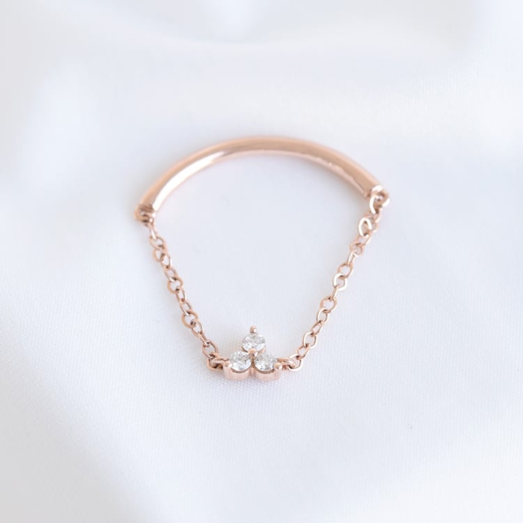 Minimalistický prsteň s diamantmi 92825