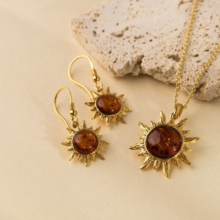 Strieborný jantárový prívesok v tvare slnka 164439