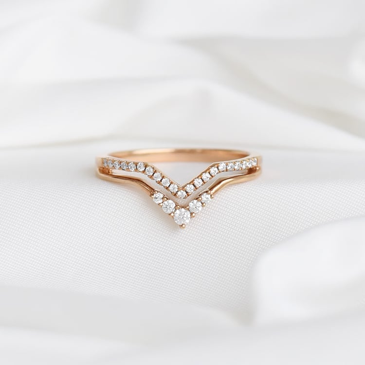 Zlatý prsteň s diamantmi 92737