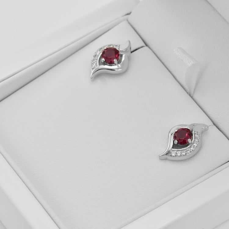 Náušnice s rubínmi 32531